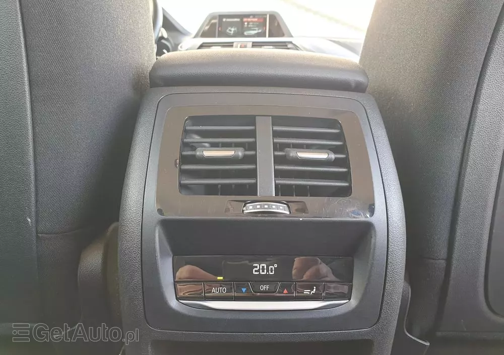 BMW X3 XDrive20d Advantage