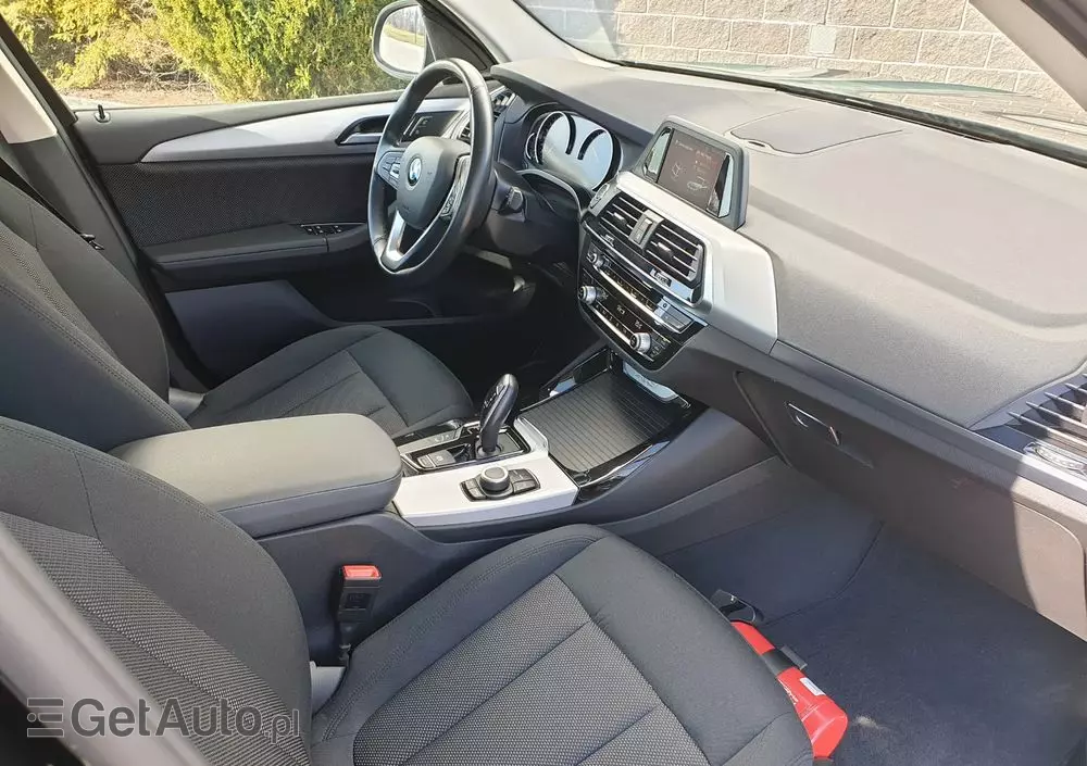 BMW X3 XDrive20d Advantage