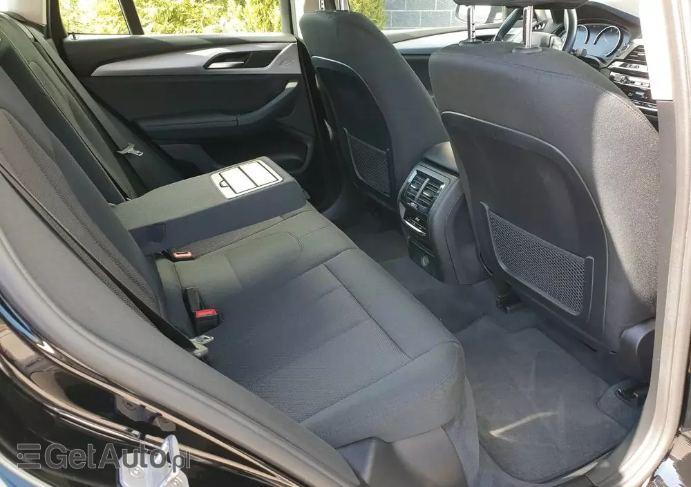 BMW X3 XDrive20d Advantage