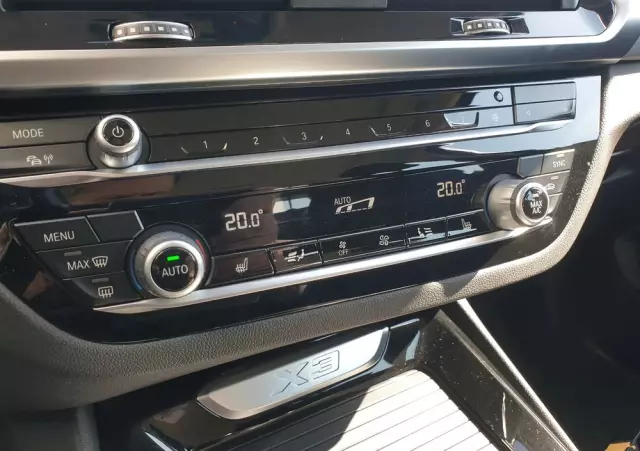 BMW X3 XDrive20d Advantage