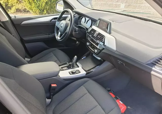 BMW X3 XDrive20d Advantage