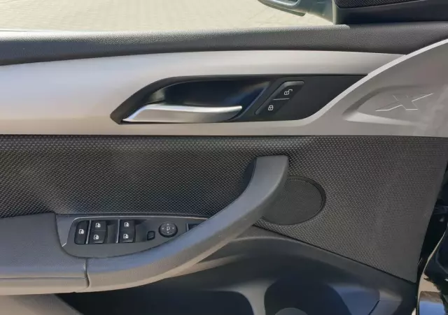 BMW X3 XDrive20d Advantage