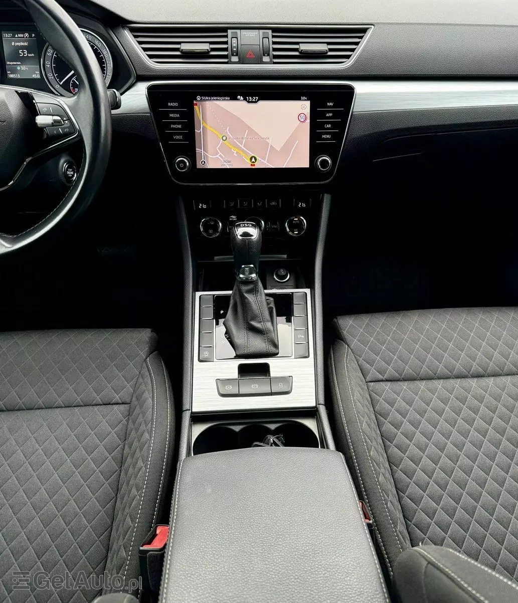 SKODA Superb 2.0 TDI DSG Style