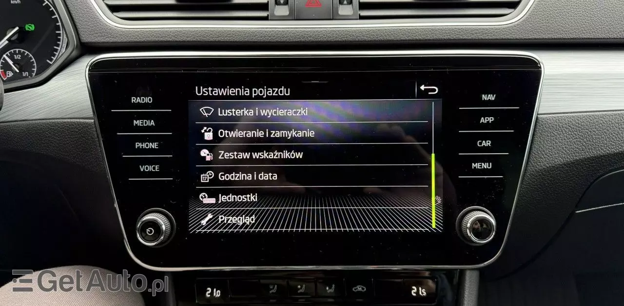 SKODA Superb 2.0 TDI DSG Style