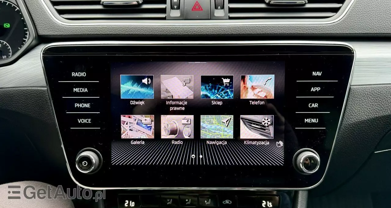 SKODA Superb 2.0 TDI DSG Style