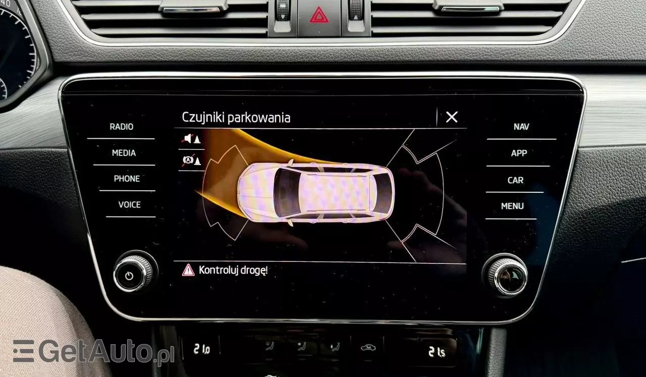 SKODA Superb 2.0 TDI DSG Style