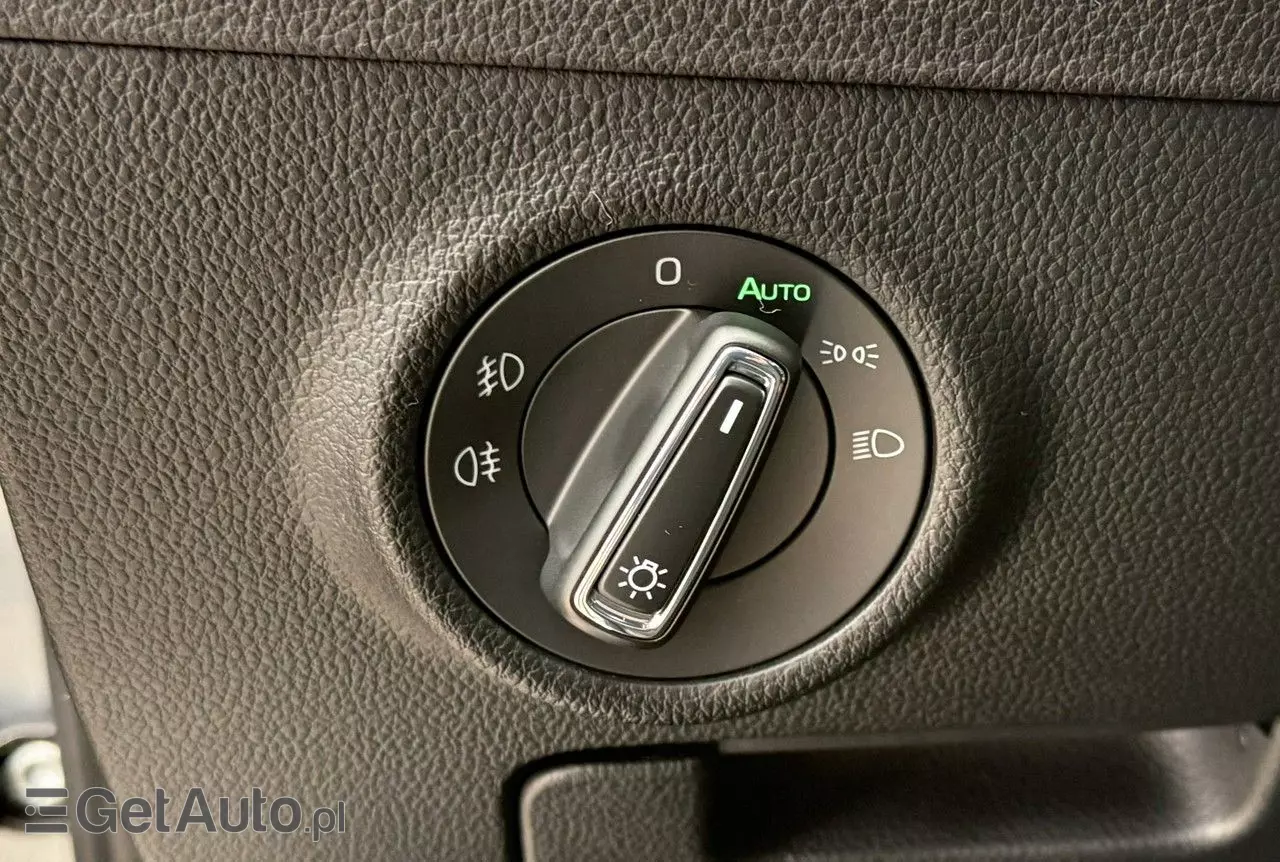 SKODA Superb 2.0 TDI DSG Style