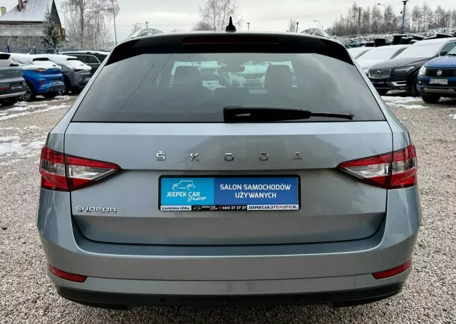 SKODA Superb 2.0 TDI DSG Style