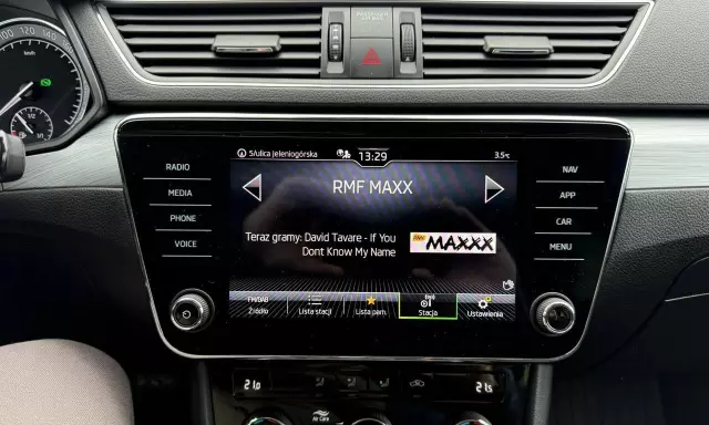 SKODA Superb 2.0 TDI DSG Style