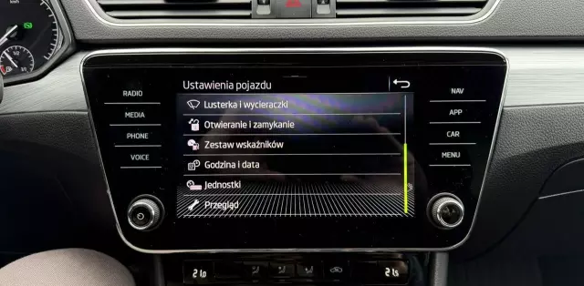 SKODA Superb 2.0 TDI DSG Style