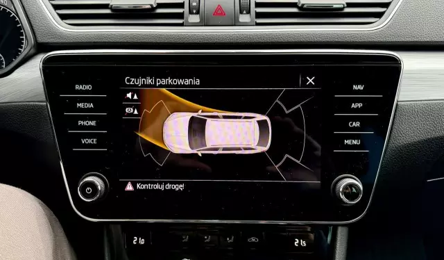 SKODA Superb 2.0 TDI DSG Style