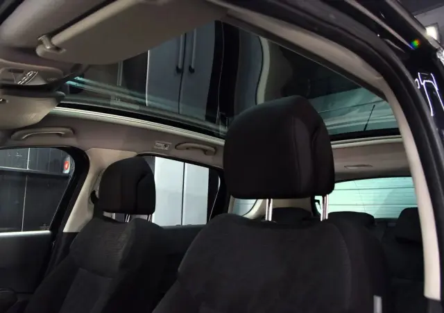 PEUGEOT 3008 1.6 Premium