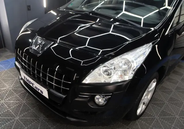 PEUGEOT 3008 1.6 Premium