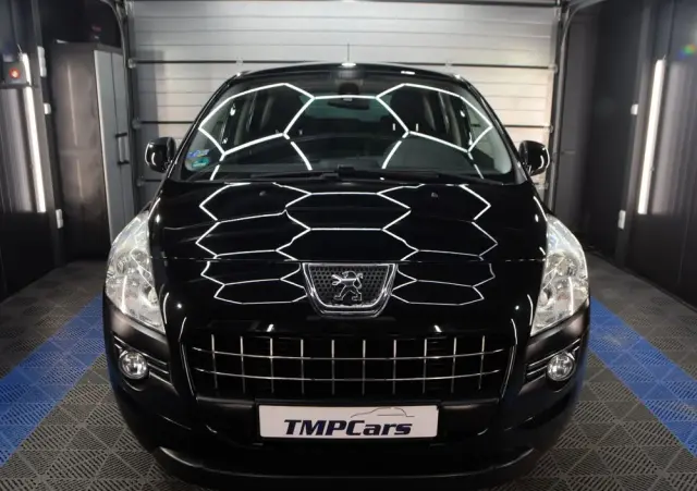 PEUGEOT 3008 1.6 Premium