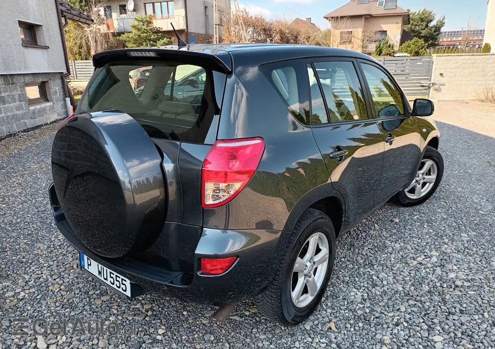 TOYOTA RAV4 2.0 VVT-i Premium