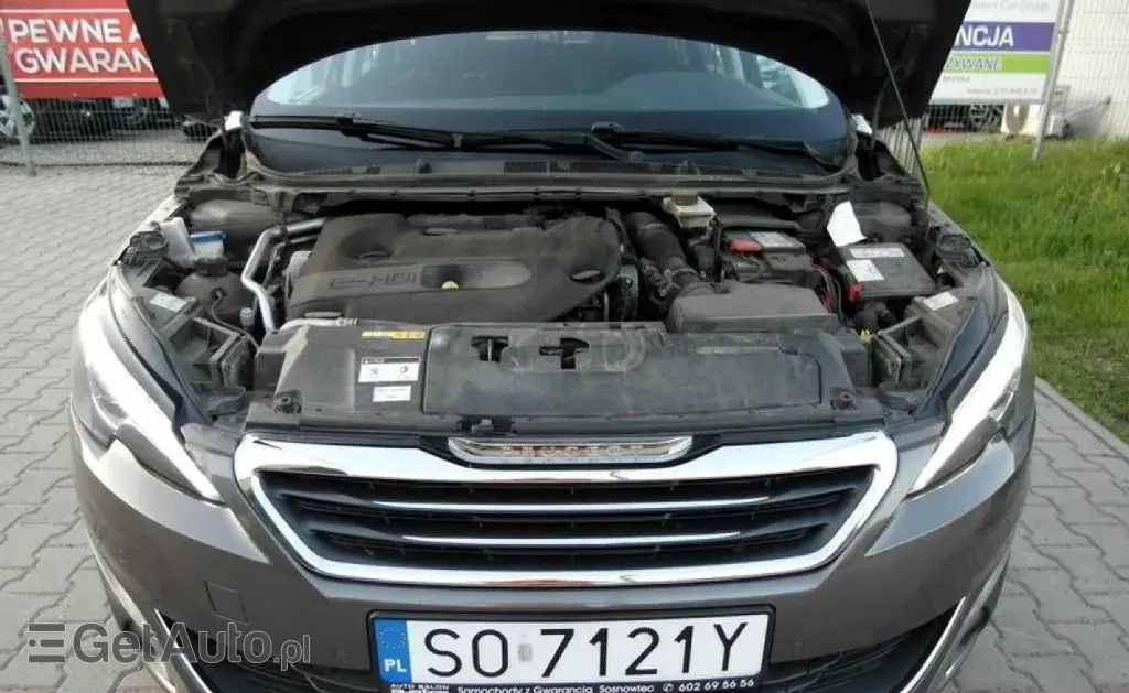 PEUGEOT 308 