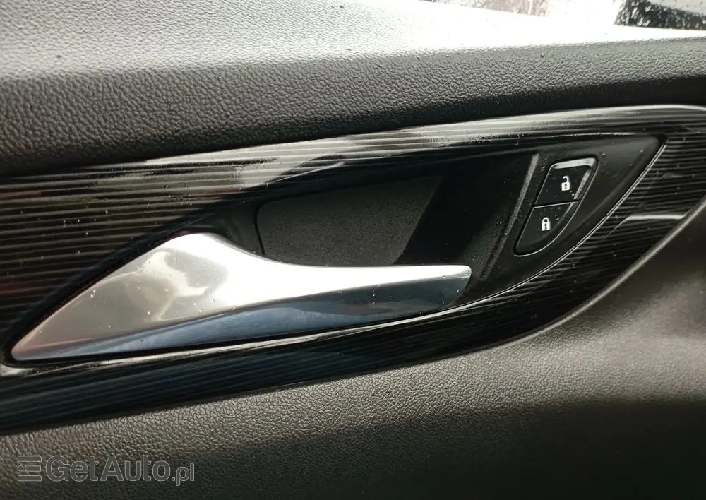 OPEL Insignia CT 1.5 T Exclusive S&S