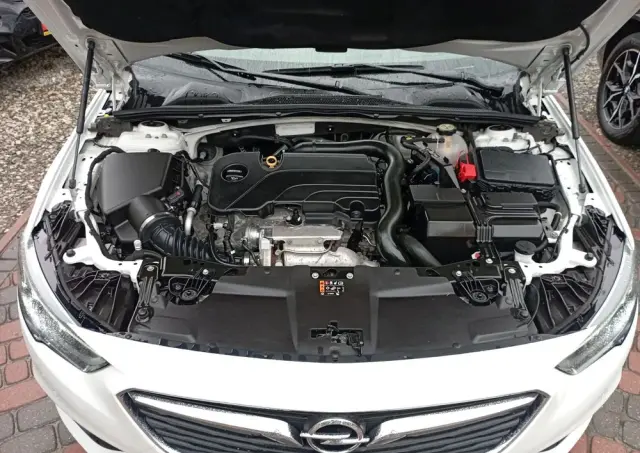 OPEL Insignia CT 1.5 T Exclusive S&S