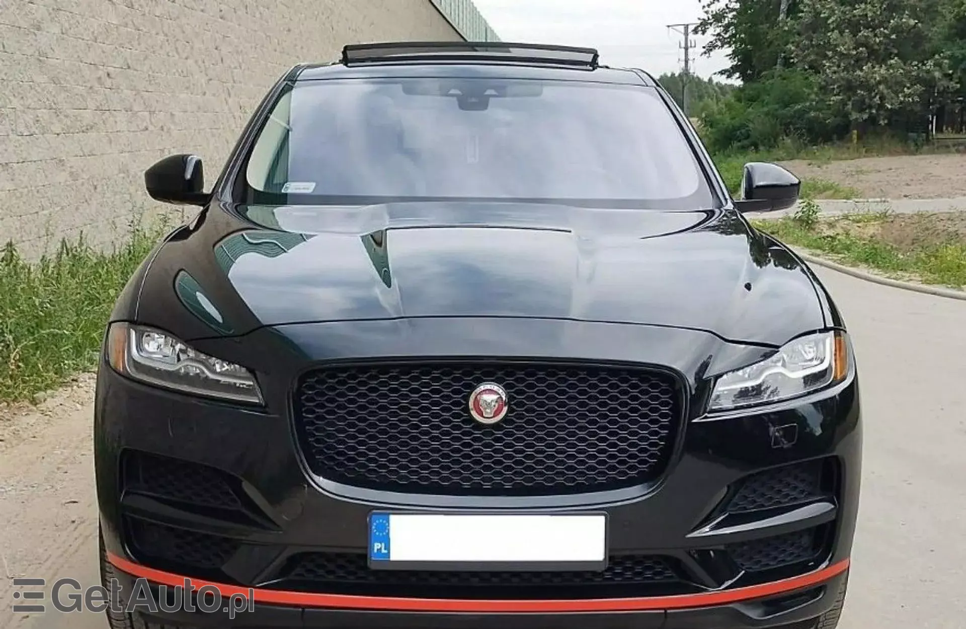 JAGUAR F-Pace 