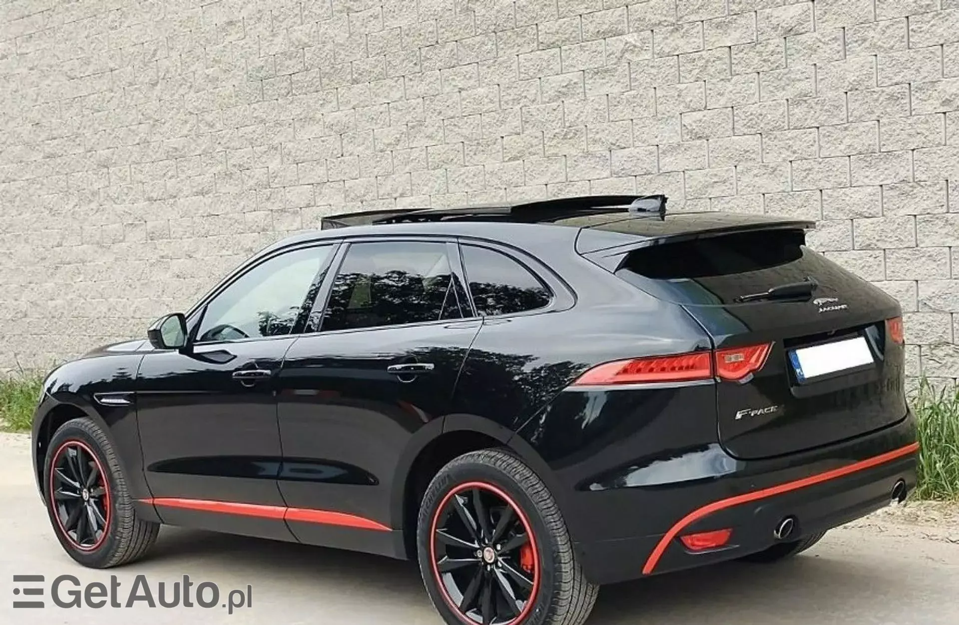 JAGUAR F-Pace 