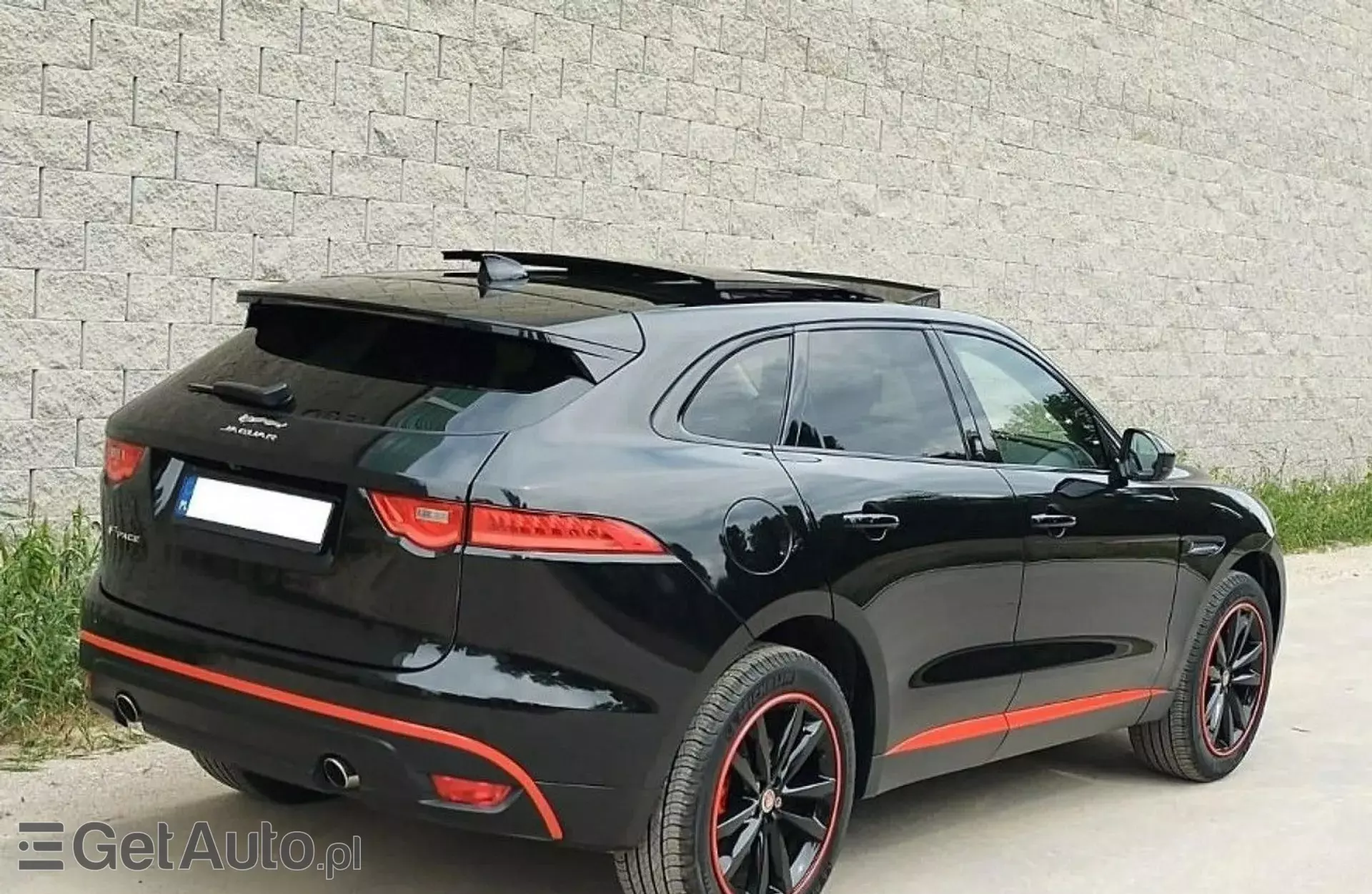 JAGUAR F-Pace 