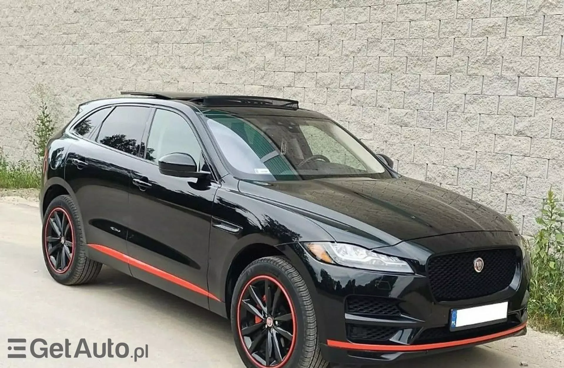 JAGUAR F-Pace 