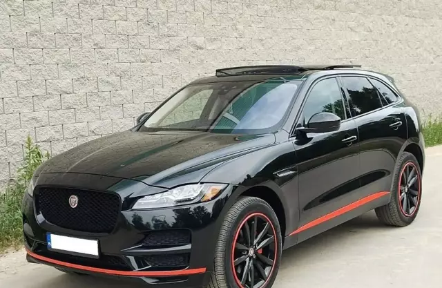 JAGUAR F-Pace 