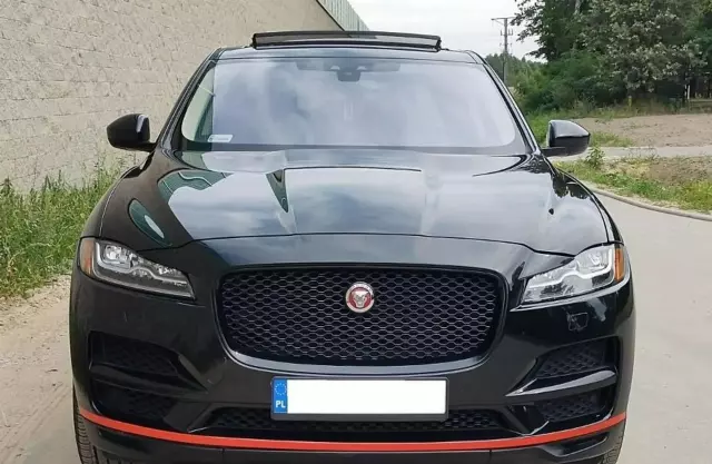 JAGUAR F-Pace 