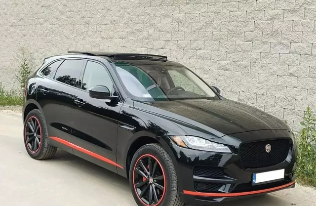 JAGUAR F-Pace 