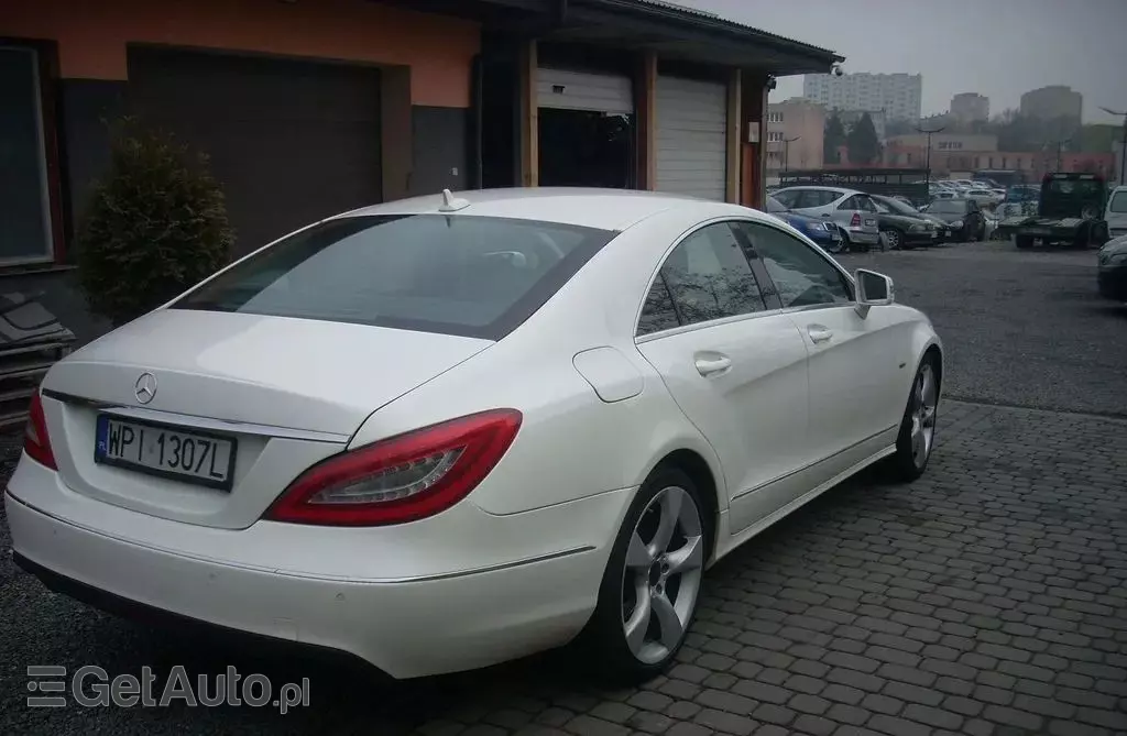 MERCEDES-BENZ CLS 