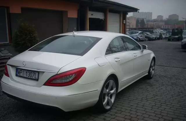 MERCEDES-BENZ CLS 