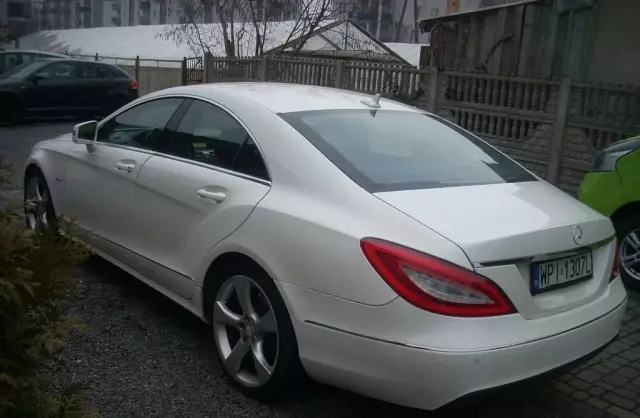 MERCEDES-BENZ CLS 