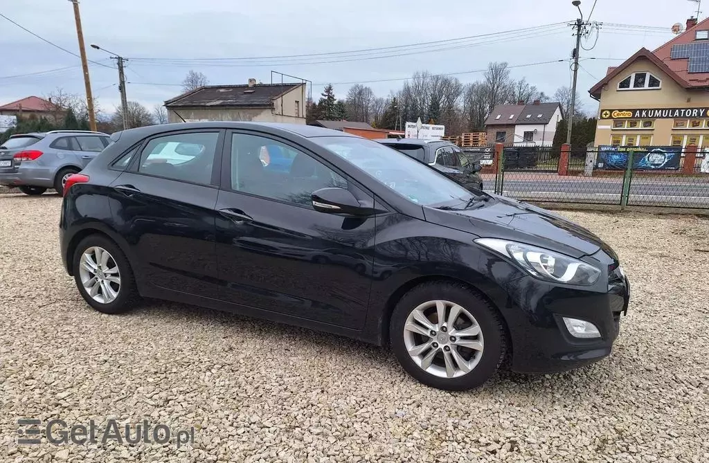 HYUNDAI I30 