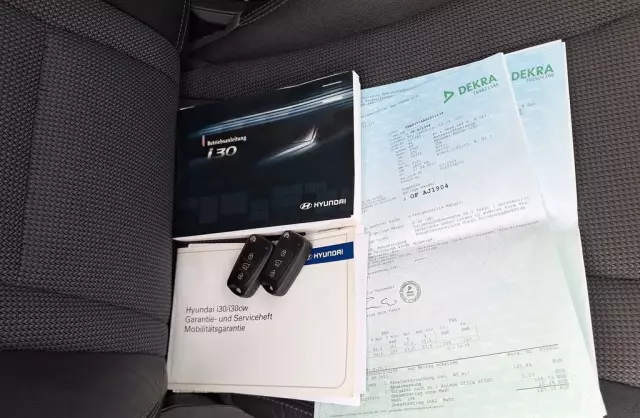 HYUNDAI I30 
