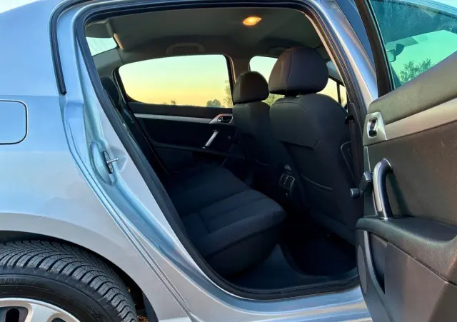 PEUGEOT 407 1.8 ST Komfort