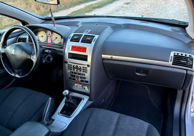 PEUGEOT 407 1.8 ST Komfort