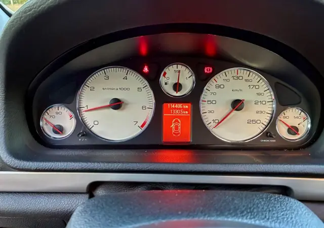 PEUGEOT 407 1.8 ST Komfort