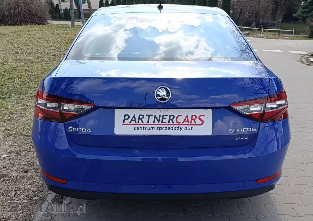 SKODA Superb 2.0 TDI 4x4 Ambition