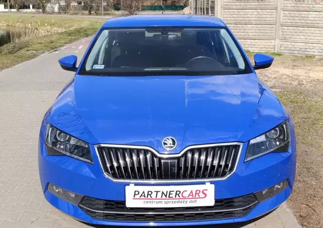 SKODA Superb 2.0 TDI 4x4 Ambition
