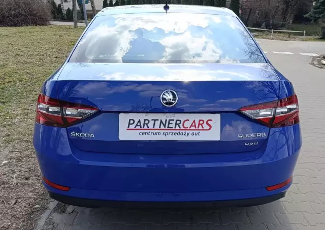 SKODA Superb 2.0 TDI 4x4 Ambition