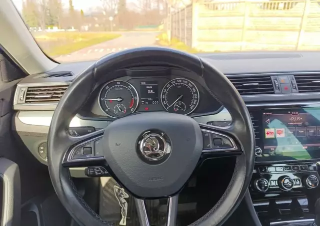 SKODA Superb 2.0 TDI 4x4 Ambition