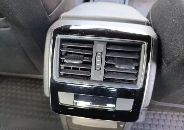 SKODA Superb 2.0 TDI 4x4 Ambition