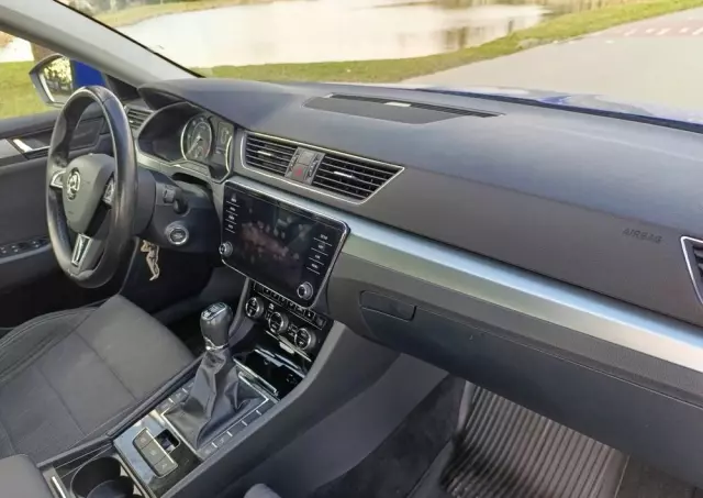 SKODA Superb 2.0 TDI 4x4 Ambition