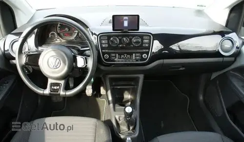 VOLKSWAGEN Up! 