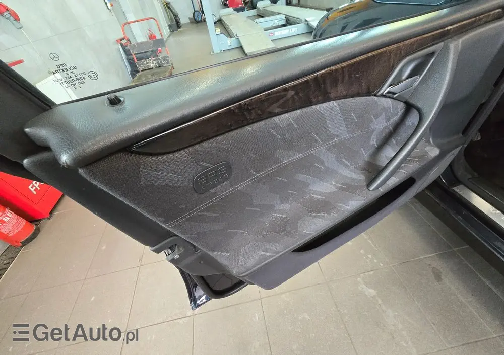 MERCEDES-BENZ Klasa E 