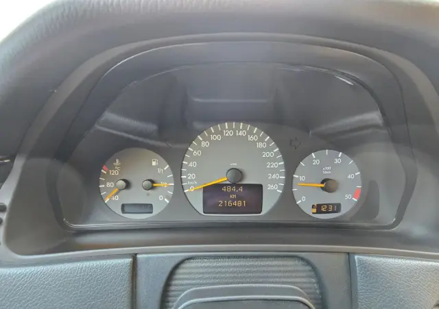 MERCEDES-BENZ Klasa E 