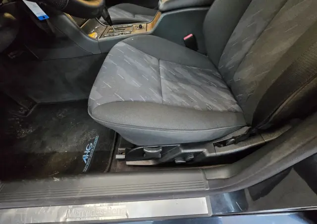 MERCEDES-BENZ Klasa E 