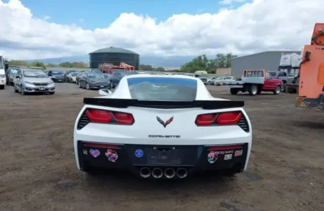 CHEVROLET Corvette 