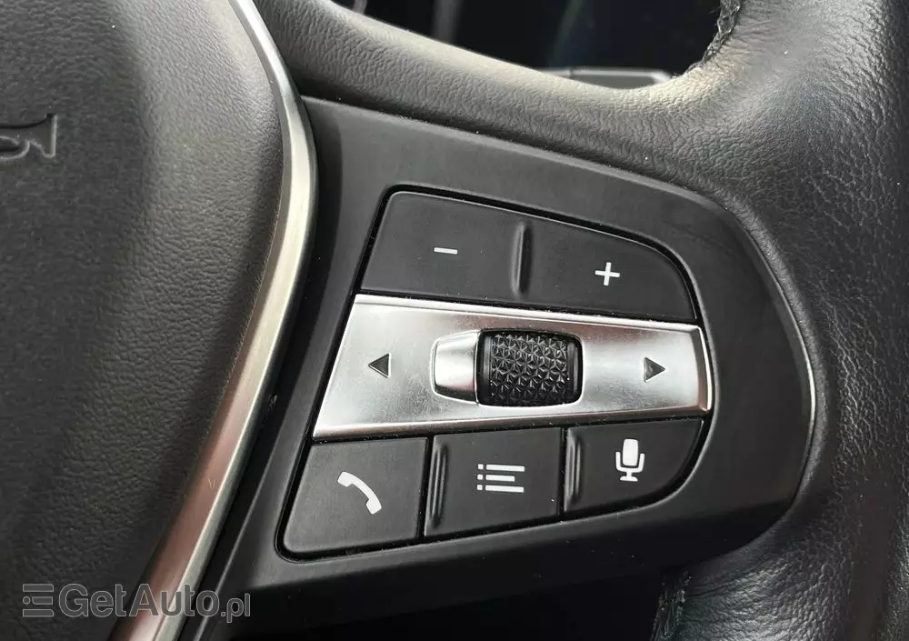 BMW Seria 3 320d xDrive Sport Line