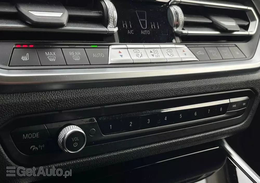 BMW Seria 3 320d xDrive Sport Line